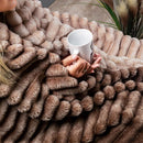 Cobertor Grosso Queen Fluffy Aveludado 320g/m²